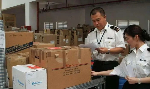 美国目的港清关