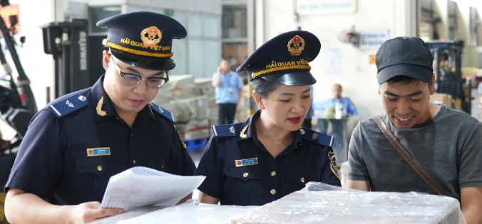 清关平台如何提升国际物流服务质量.jpg