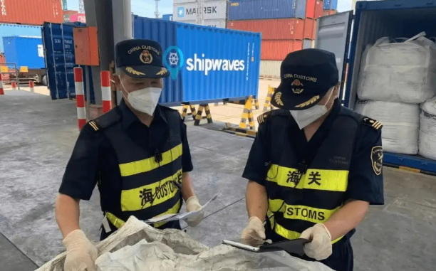 选择全境清关服务，如何避免美国海关查验延误.jpg