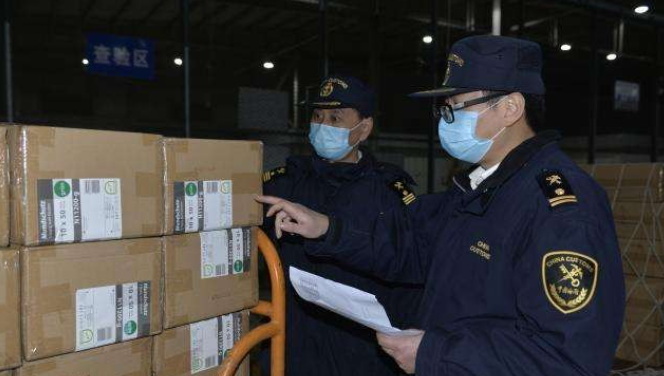 美国进口货物清关，为什么选择全境清关公司.jpg
