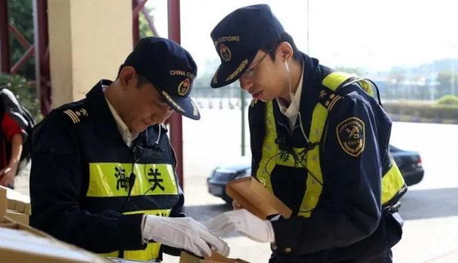 如何通过系统技术降低海运查验风险.jpg